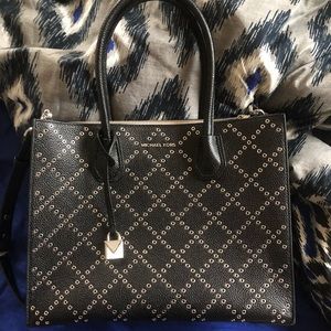 Michael Kors tote
